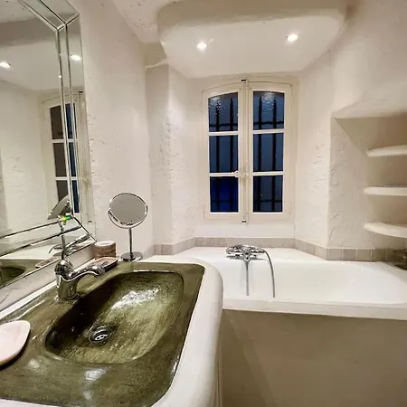Cozy 2 Steps From The Beach - Sea Access * Сен-Тропе